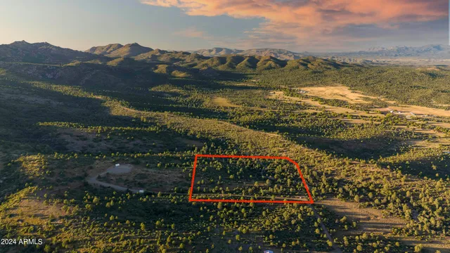 $270,000 | -xx Xx Big Sky Drive, Unit 1B, Kirkland, AZ 86332