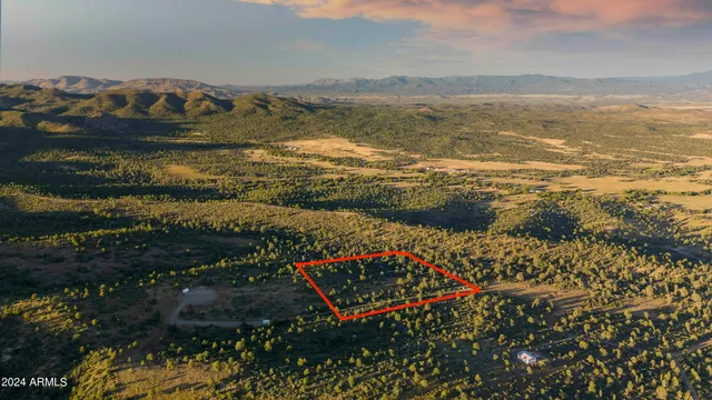 $270,000 | -xx Xx Big Sky Drive, Unit 1B, Kirkland, AZ 86332