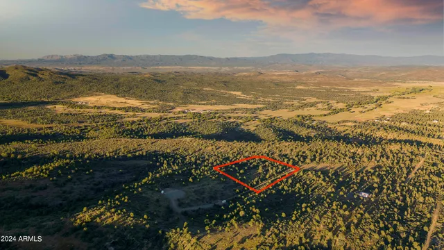 $270,000 | -xx Xx Big Sky Drive, Unit 1B, Kirkland, AZ 86332