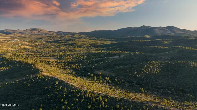 $270,000 | -xx Xx Big Sky Drive, Unit 1B, Kirkland, AZ 86332