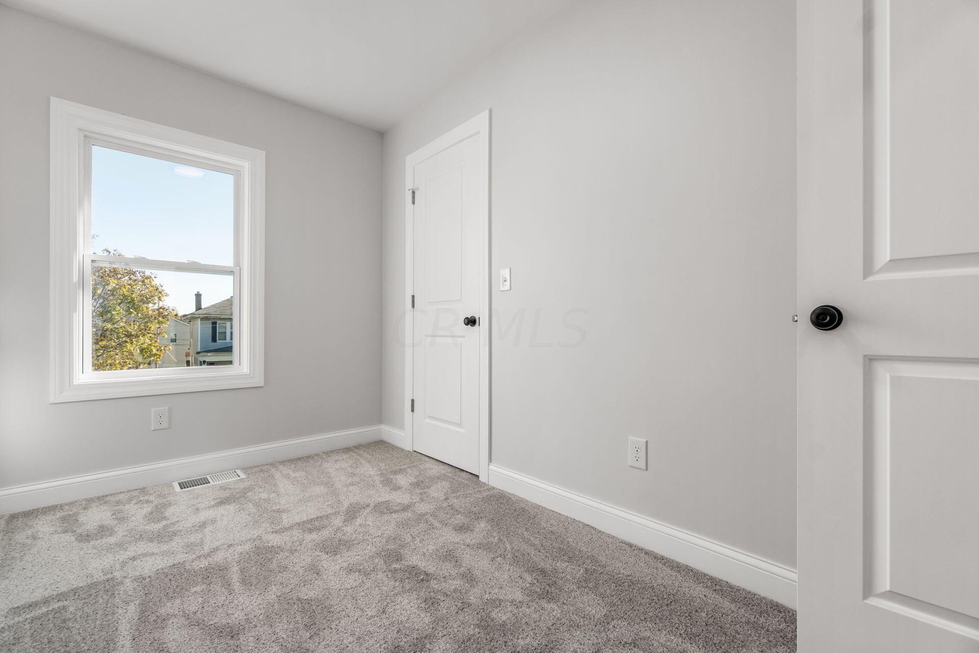 721 Berkeley Road Columbus, OH 43205 - Photo 24 of 29 Third Bedroom