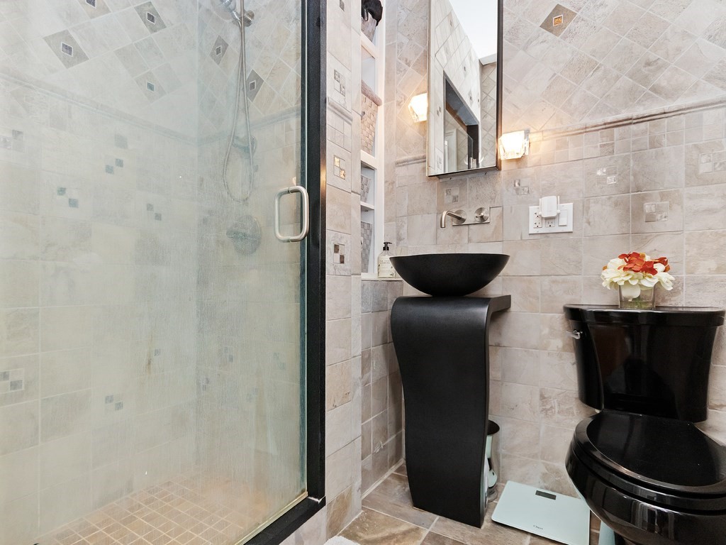 340 Tappan Street, Unit 1 Brookline, MA 02445 - Photo 13 of 15