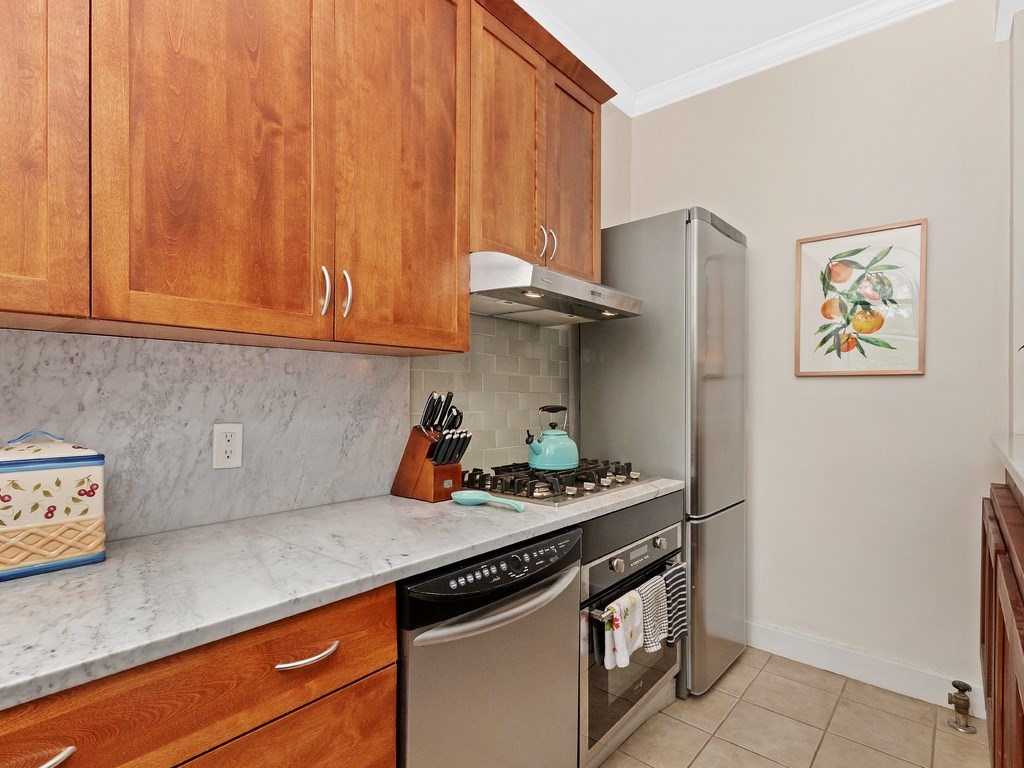 340 Tappan Street, Unit 1 Brookline, MA 02445 - Photo 8 of 15