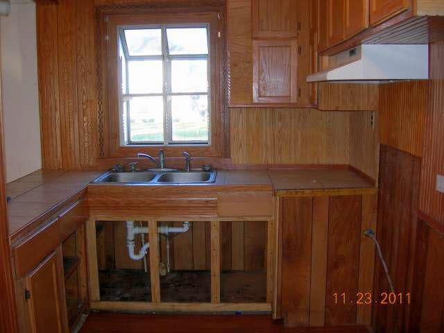 620 North Flint Road Angola, IN 46703 - Photo 4 of 18 Gallery Image 4