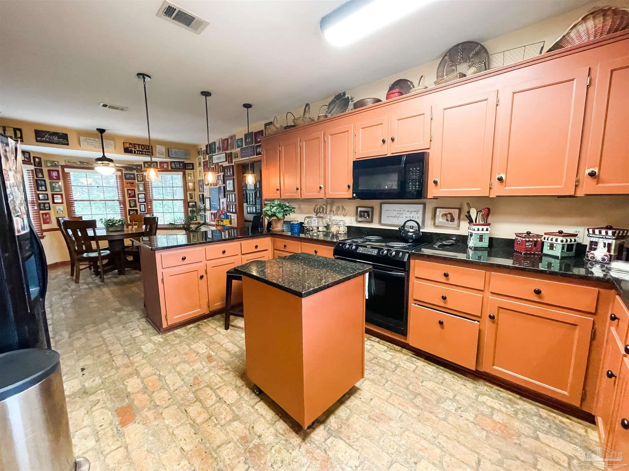 4195 Tronjo Road Pensacola, FL 32503 - Photo 8 of 22