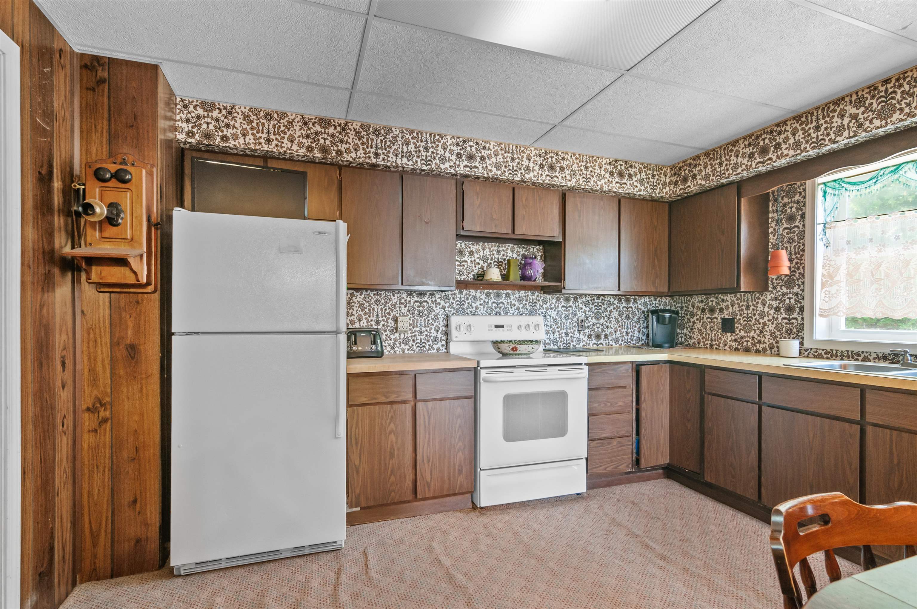 3433 East 46 Road Cadillac, MI 49601 - Photo 2 of 51