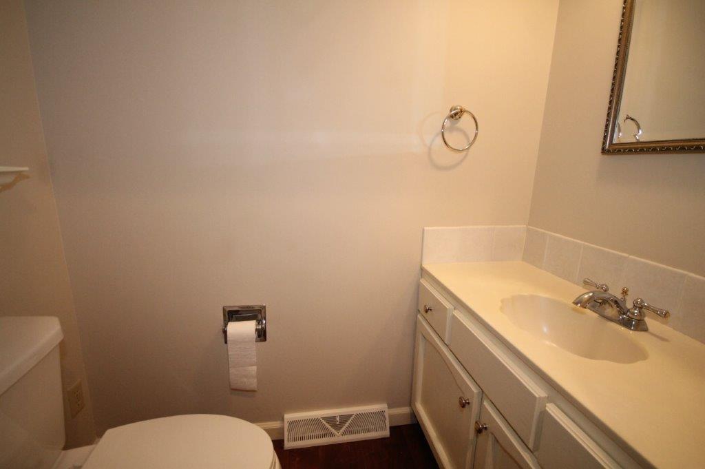 1026 Goldfinch Road Columbus, IN 47203 - Photo 40 of 40 Gallery Image 40