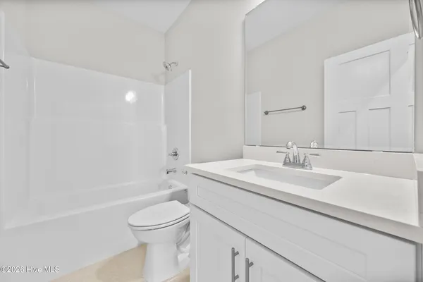 $361,900 | 406 Alice Lane, Burgaw, NC 28425