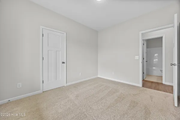 $361,900 | 406 Alice Lane, Burgaw, NC 28425