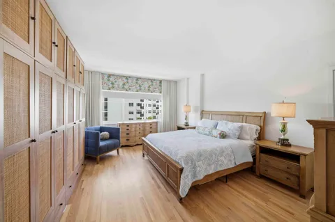 $584,900 | 333 Sunset Drive, Unit 404, Fort Lauderdale, FL 33301