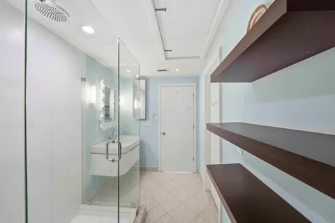 $584,900 | 333 Sunset Drive, Unit 404, Fort Lauderdale, FL 33301