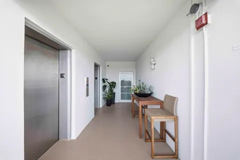 $584,900 | 333 Sunset Drive, Unit 404, Fort Lauderdale, FL 33301