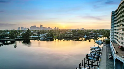 $584,900 | 333 Sunset Drive, Unit 404, Fort Lauderdale, FL 33301