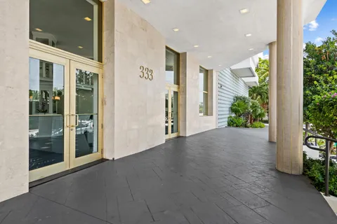 $584,900 | 333 Sunset Drive, Unit 404, Fort Lauderdale, FL 33301