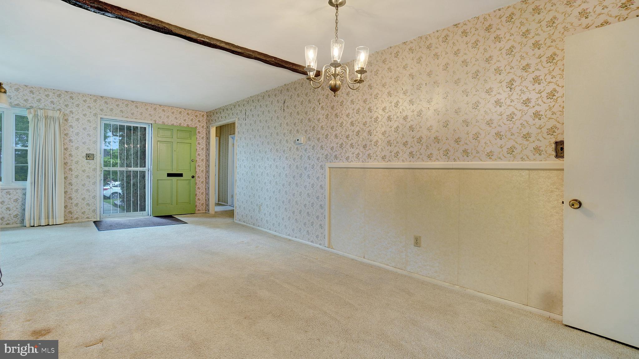 1009 Hallimont Road Catonsville, MD 21228 - Photo 10 of 21 Gallery Image 10