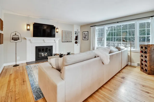 $545,000 | 3930 Nakoma Road, Madison, WI 53711