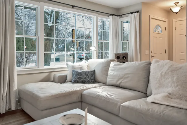 $545,000 | 3930 Nakoma Road, Madison, WI 53711