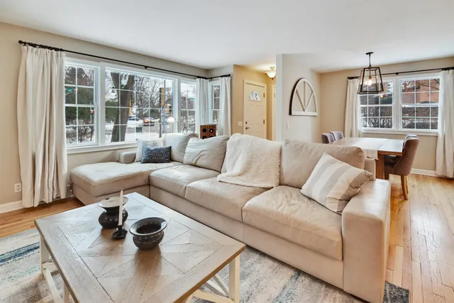 $545,000 | 3930 Nakoma Road, Madison, WI 53711