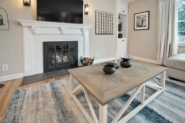 $545,000 | 3930 Nakoma Road, Madison, WI 53711