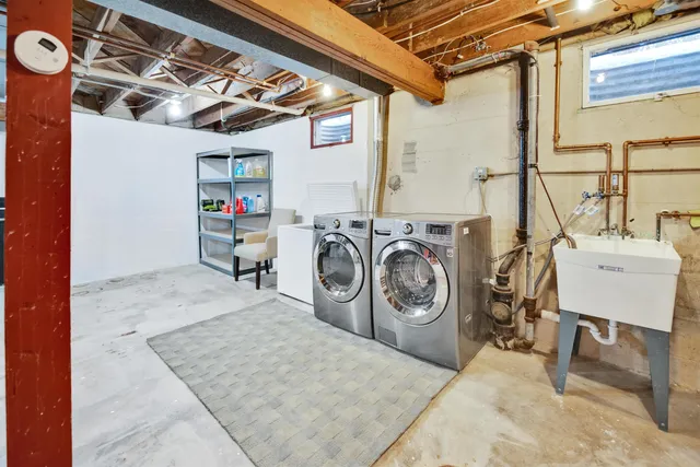 $545,000 | 3930 Nakoma Road, Madison, WI 53711