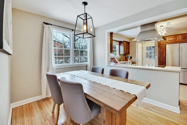 $545,000 | 3930 Nakoma Road, Madison, WI 53711