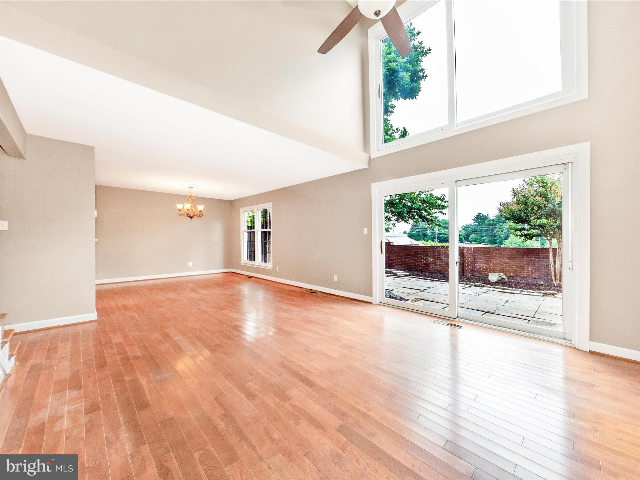 19201 Racine Court Montgomery Village, MD 20886 - Photo 17 of 52 Family Room