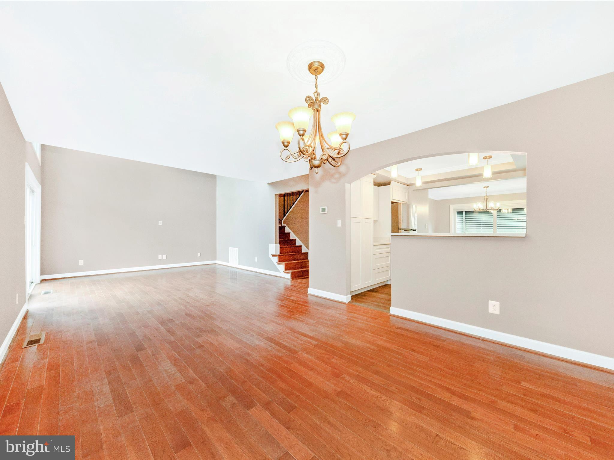 19201 Racine Court Montgomery Village, MD 20886 - Photo 19 of 52 Dining Room