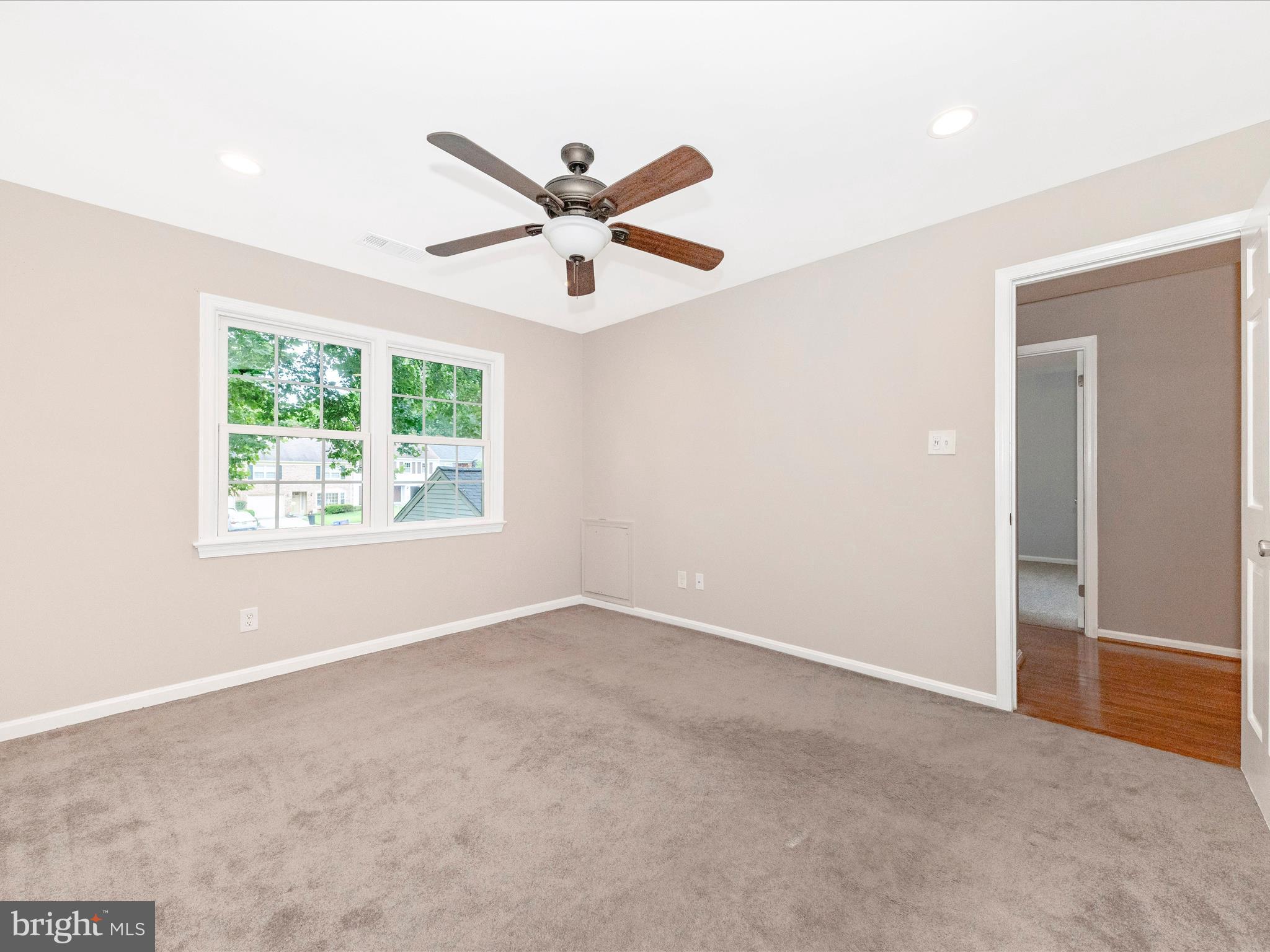 19201 Racine Court Montgomery Village, MD 20886 - Photo 28 of 52 Bedroom 2