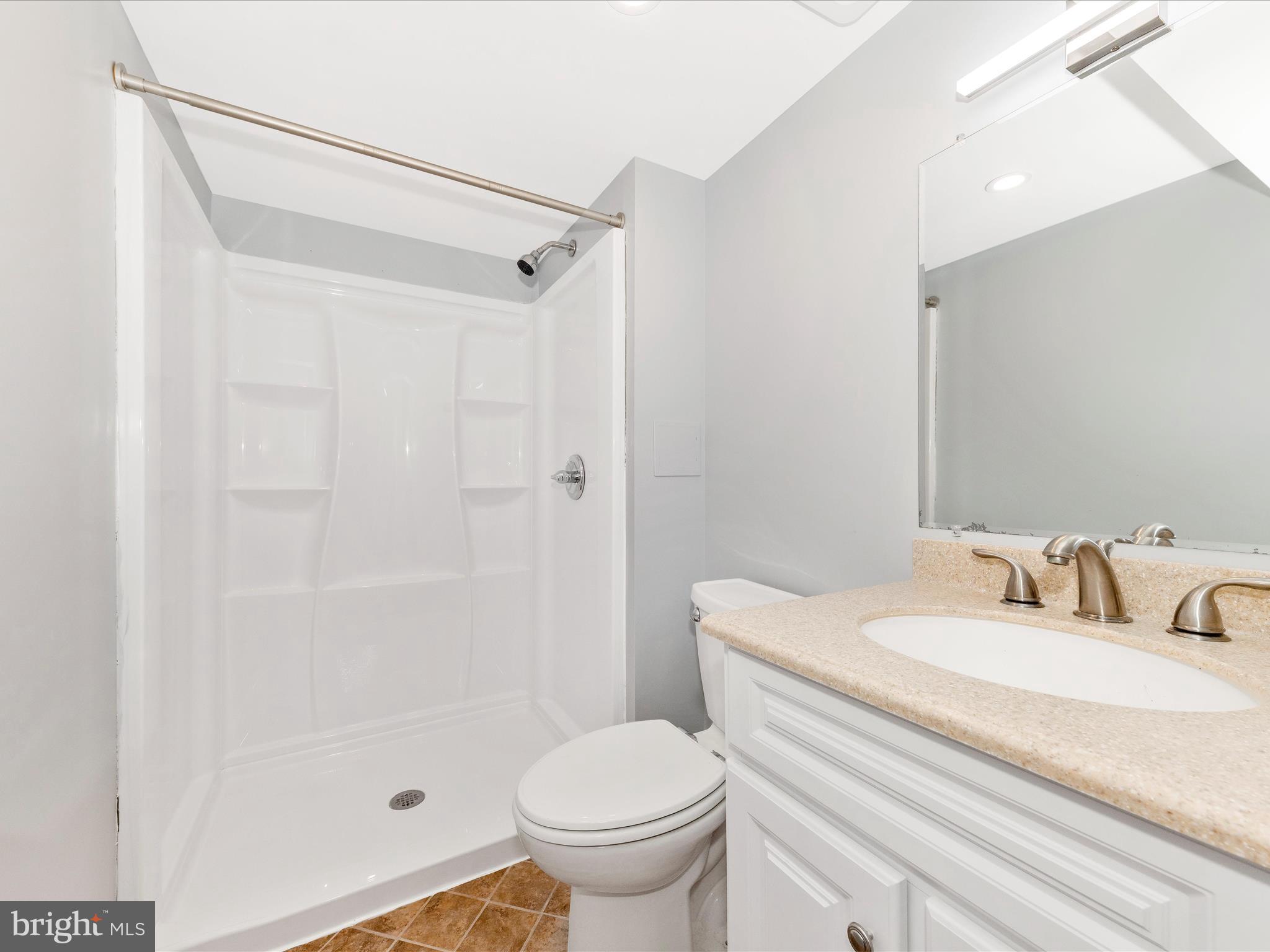 19201 Racine Court Montgomery Village, MD 20886 - Photo 39 of 52 Lower Bath