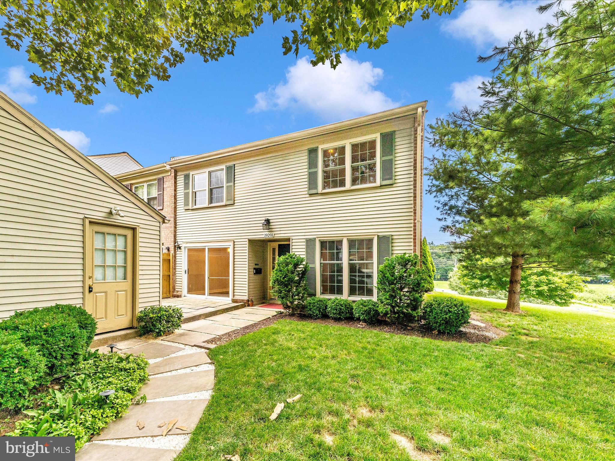 19201 Racine Court Montgomery Village, MD 20886 - Photo 41 of 52 Exterior Front