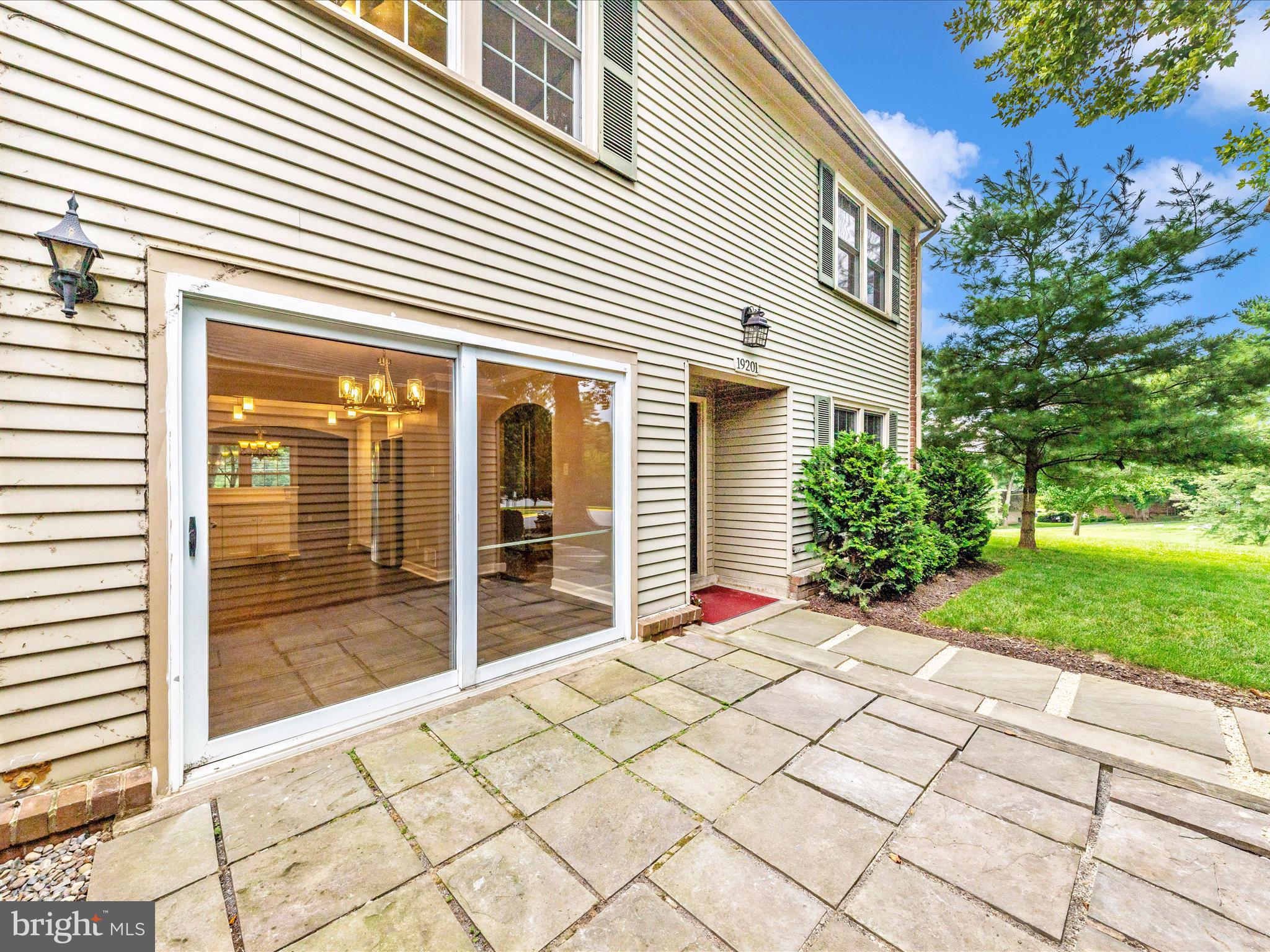 19201 Racine Court Montgomery Village, MD 20886 - Photo 45 of 52 Exterior Front