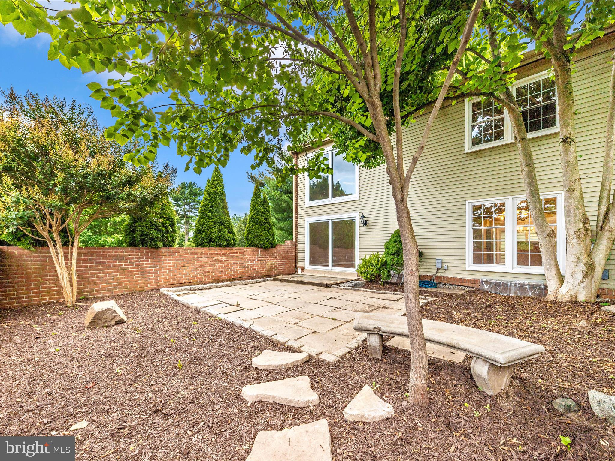 19201 Racine Court Montgomery Village, MD 20886 - Photo 49 of 52 Exterior Back