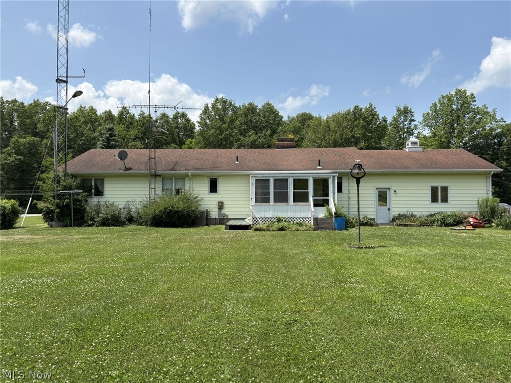 6308 Coen Road Vermilion, OH 44089 - Photo 4 of 40 Nice country ranch