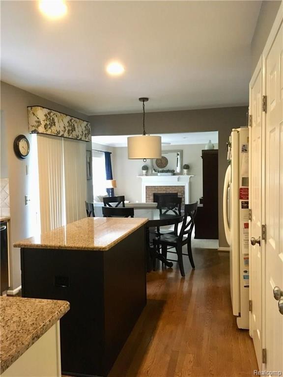 703 Whitney Drive Rochester Hills, MI 48307 - Photo 22 of 46