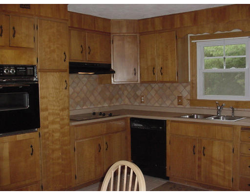 72 Labelle Street West Springfield, MA 01089 - Photo 11 of 12 Gallery Image 11