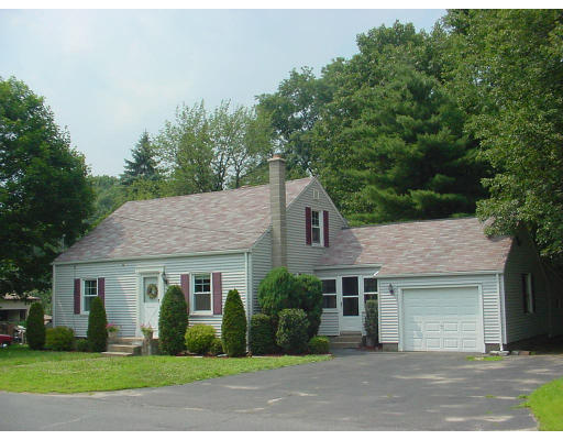 72 Labelle Street West Springfield, MA 01089 - Photo 2 of 12 Gallery Image 2
