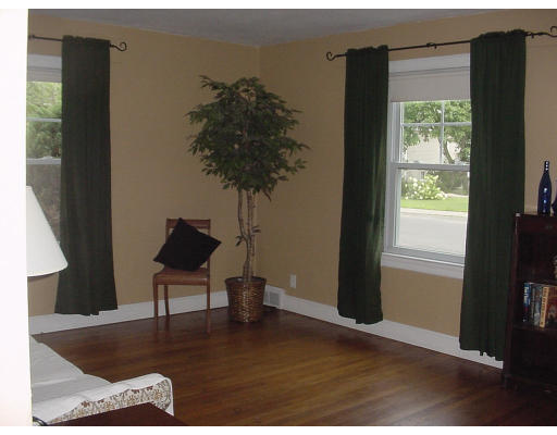 72 Labelle Street West Springfield, MA 01089 - Photo 3 of 12 Gallery Image 3