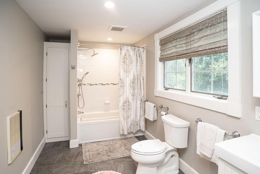 994 Boston Road Haverhill, MA 01835 - Photo 37 of 41 Gallery Image 37