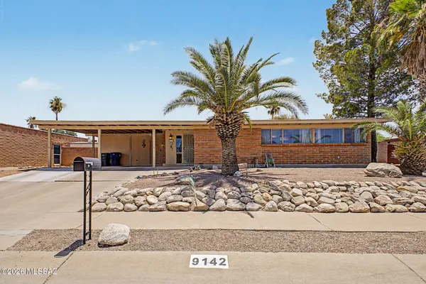 $350,000 | 9142 East Calle Cascada, Tucson, AZ 85715