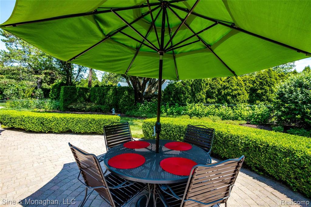 435 Barclay Road Grosse Pointe Farms, MI 48236 - Photo 49 of 60