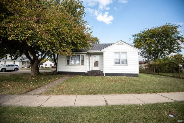 $134,900 | 402 North 15th Street, Vincennes, IN 47591