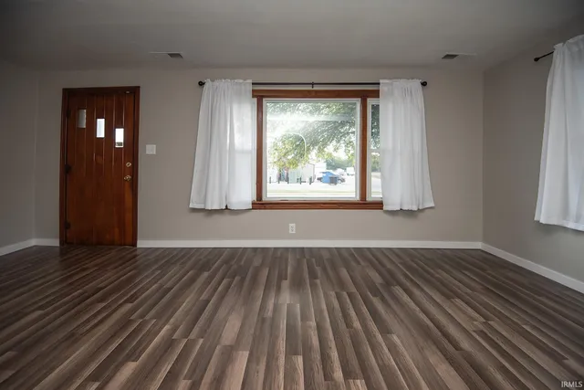 $134,900 | 402 North 15th Street, Vincennes, IN 47591