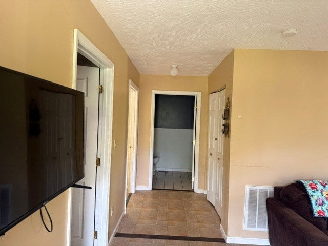 3361 Daw Road Cedar Bluff, VA 24609 - Photo 10 of 29 Gallery Image 10
