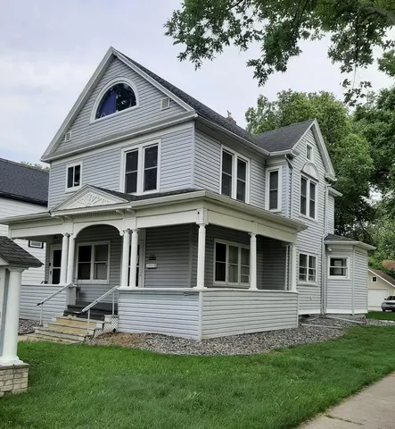 $279,900 | 1024 3rd Avenue South, Fargo, ND 58103