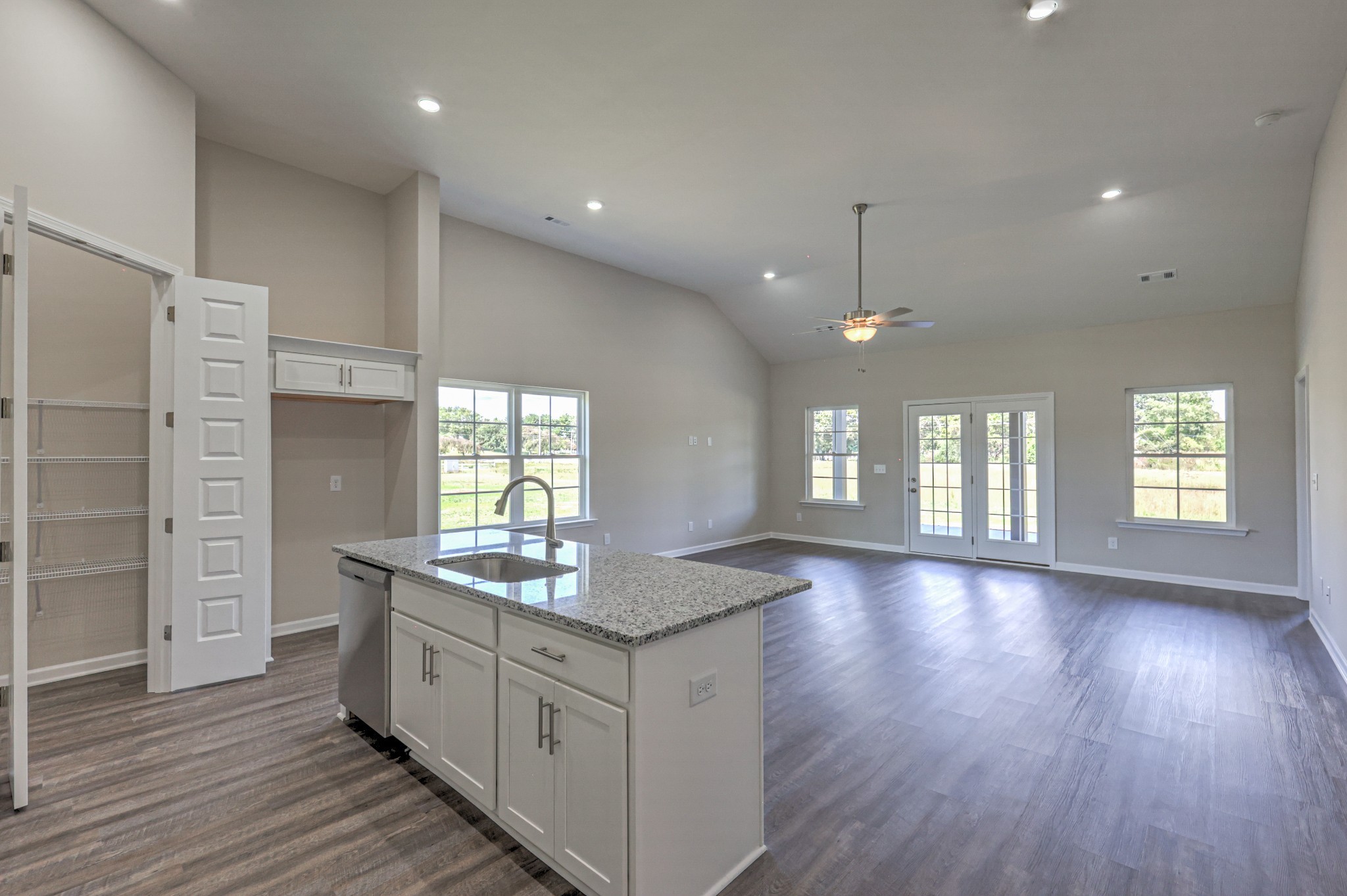 41 Bartow Street Decherd, TN 37324 - Photo 12 of 37