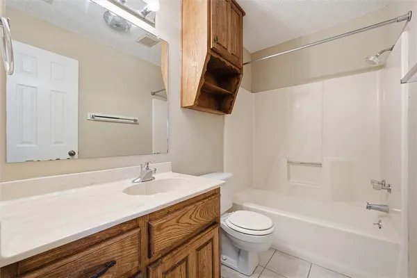 $200,000 | 1371 South 11th Street, Waco, TX 76706