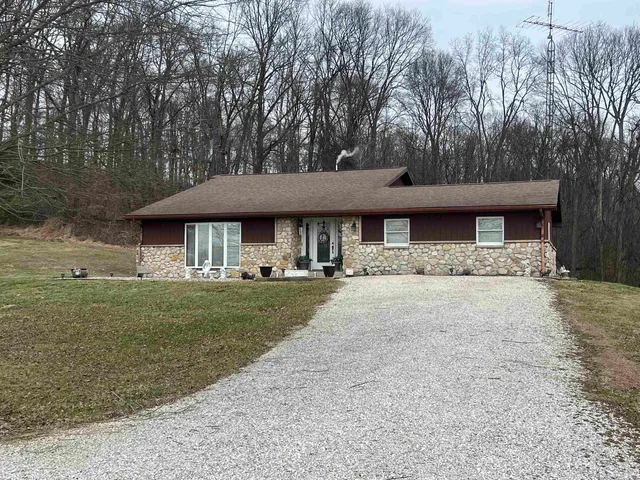 $275,000 | 6281 Highway 56, Dubois, IN 47527