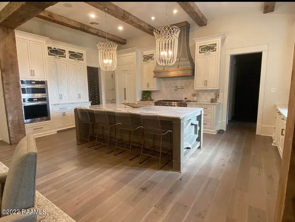 $875,000 | 166 Newbury Lane, Sunset, LA 70584