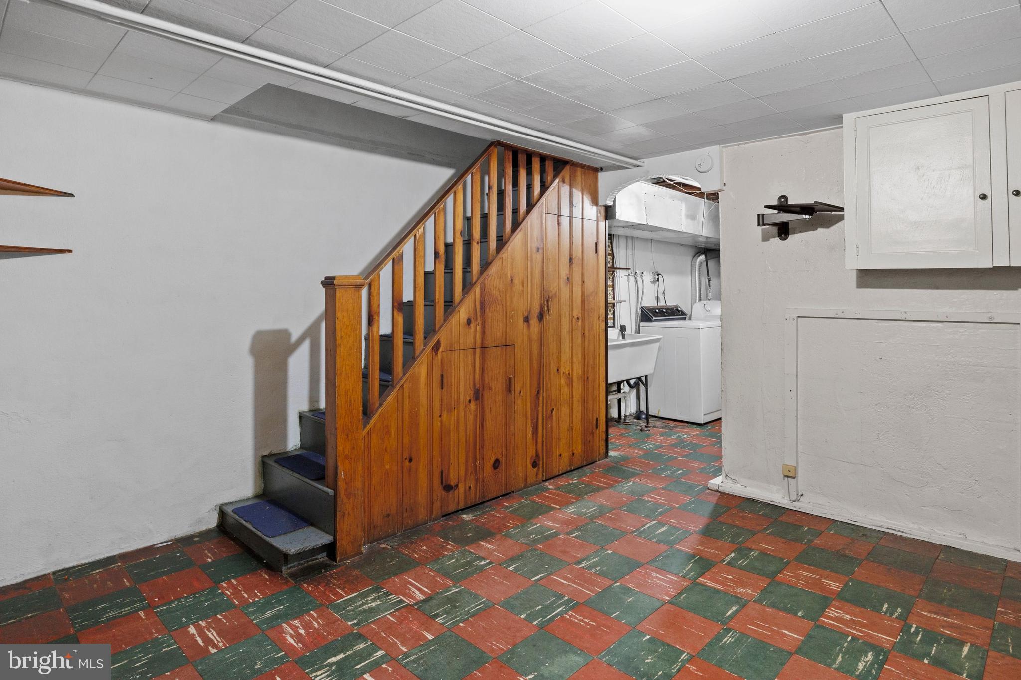 1042 Springfield Road Collingdale, PA 19023 - Photo 20 of 25