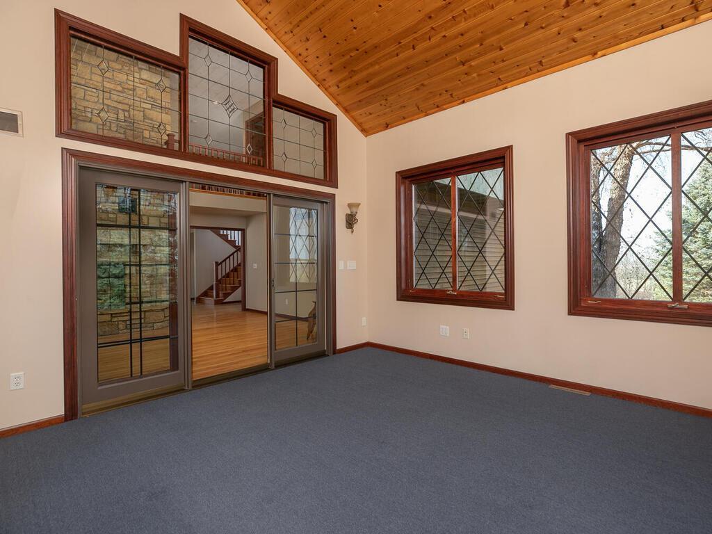 3741 Simpson Road Southeast Rochester, MN 55904 - Photo 13 of 54